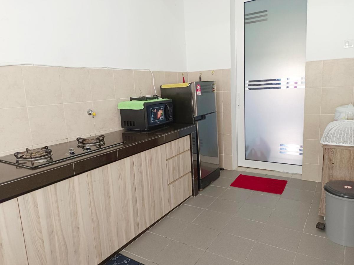 Dg Homestaymuslim Putrajaya - Near Alamanda Exterior foto